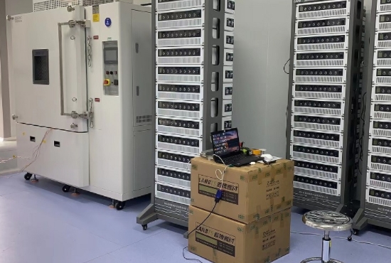 固態(tài)電池測試設備.png